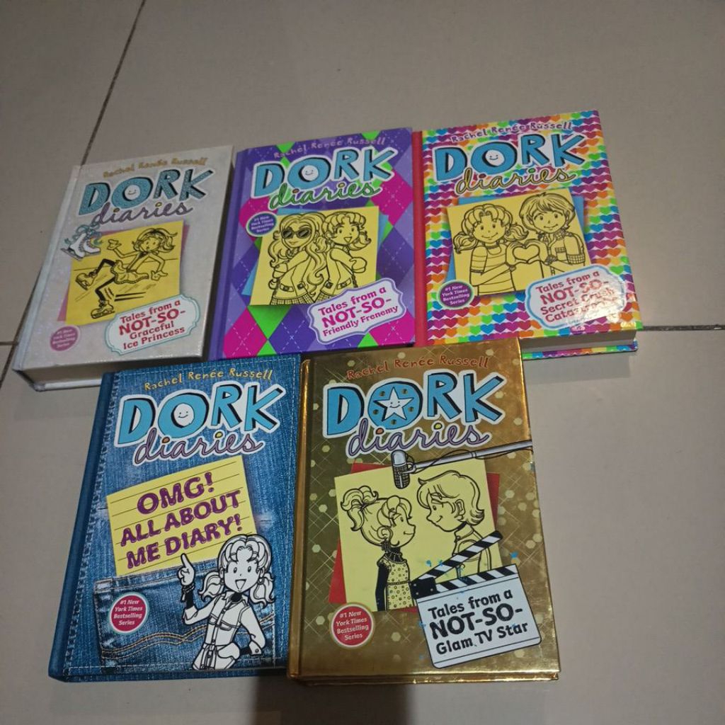 Preloved Dork Diaries harga satuan Hard Cover original bahasa inggris
