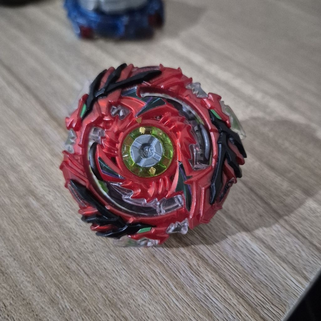 Beyblade Burst Drain Fafnir Red Version