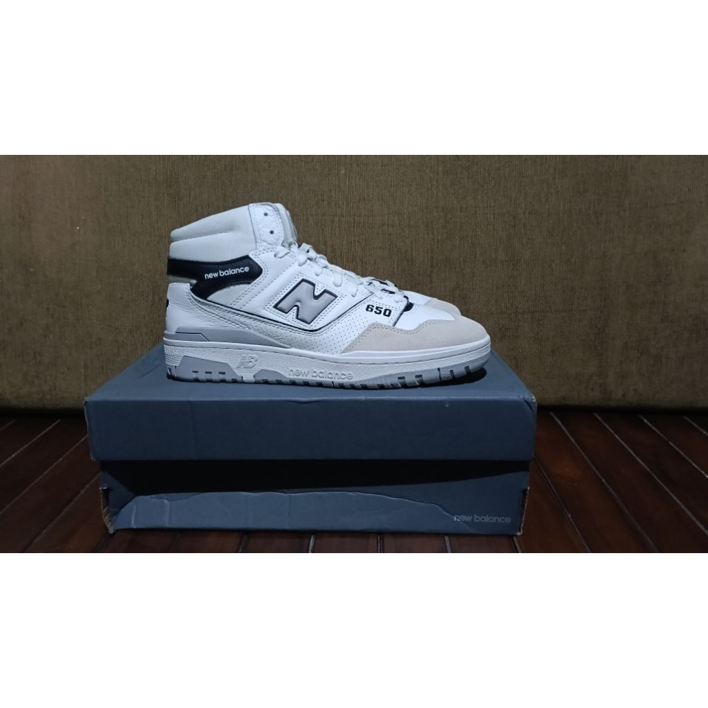 New Balance 650