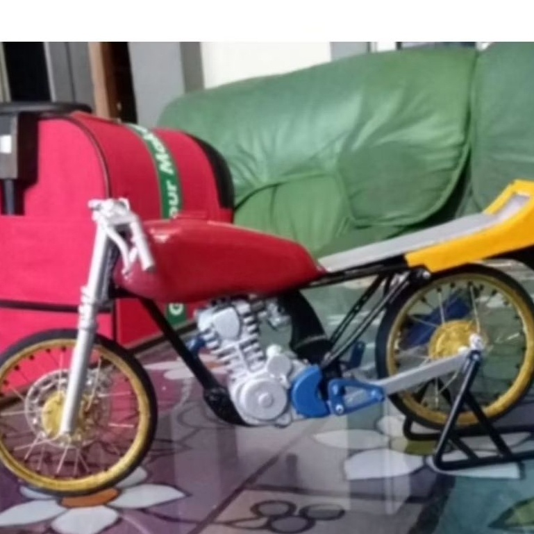 diecast miniatur motor surex trondol gl 100 old