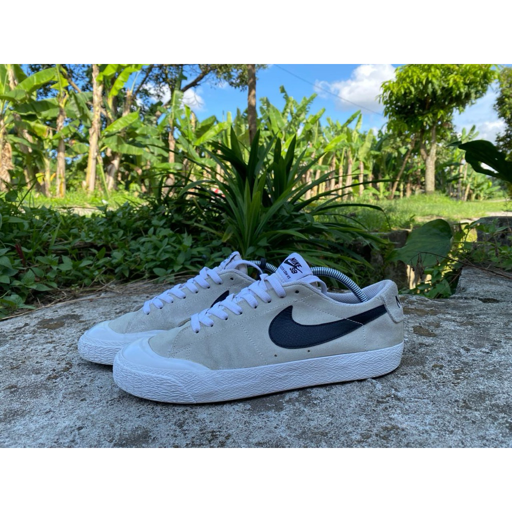 NIKE BLAZER white centang hitam