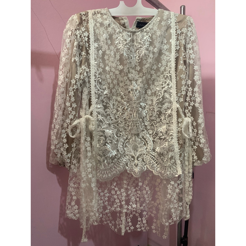 Makaio | Baju Lebaran | Tunik | Dress Kondangan | Blouse | Preloved