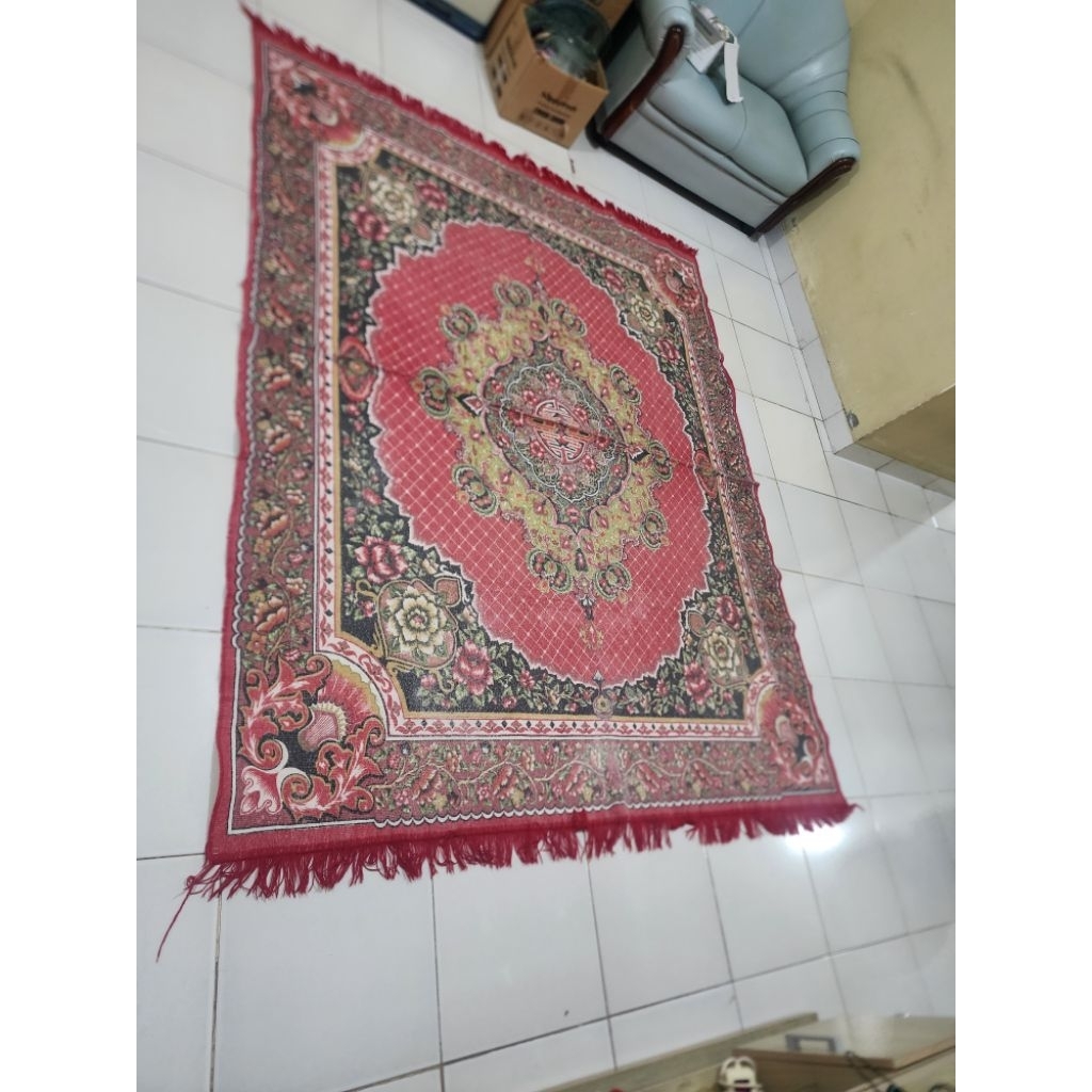 Karpet Lantai Permadani Merah Motif Klasik (Ukuran ± 180x200 cm).CHAT UNTUK NEGO
