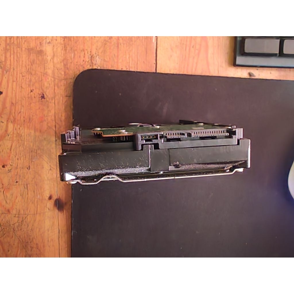 hardisk hdd seagate 3.5 inch 2tb rusak