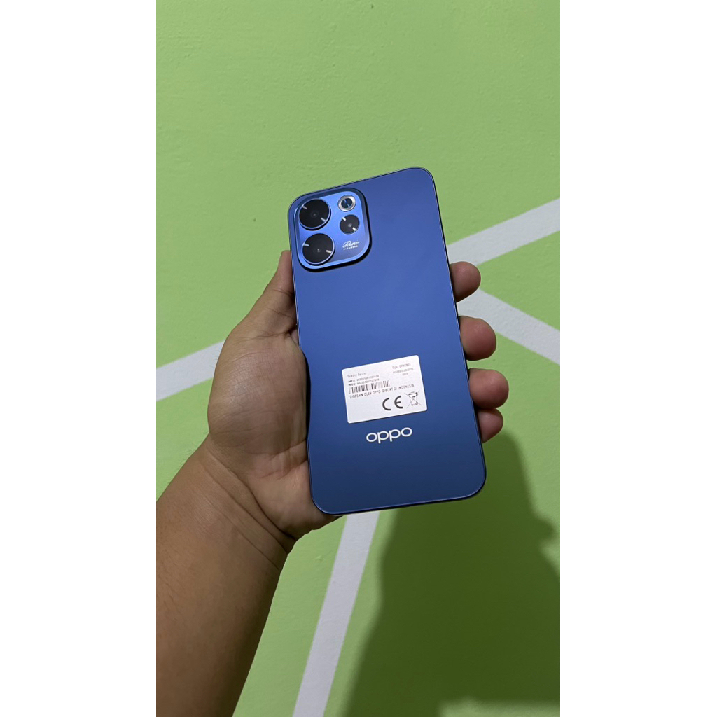 Oppo reno 15F 5G 8/256 ( Second like new )