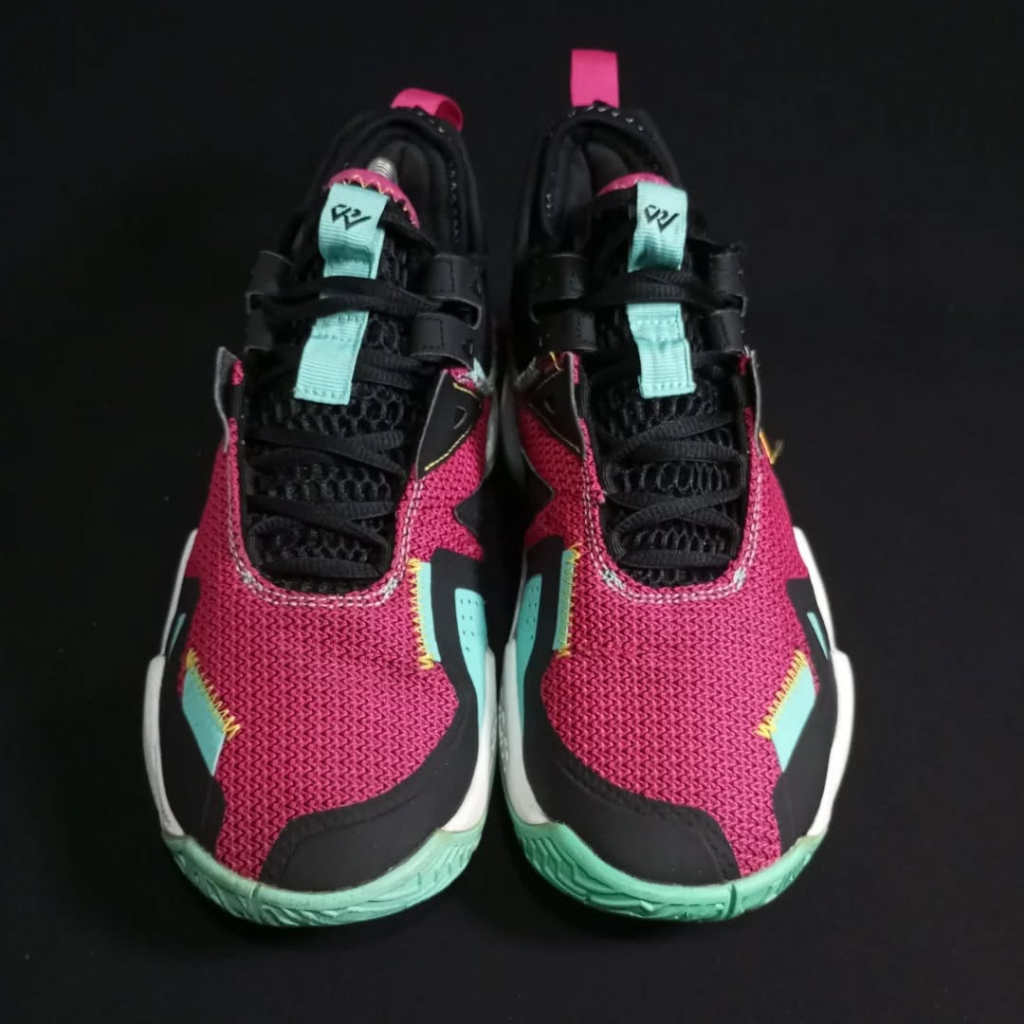 PRELOVED SEPATU BASKET WESTBROOK ONE TAKE SIZE 42 SECOND