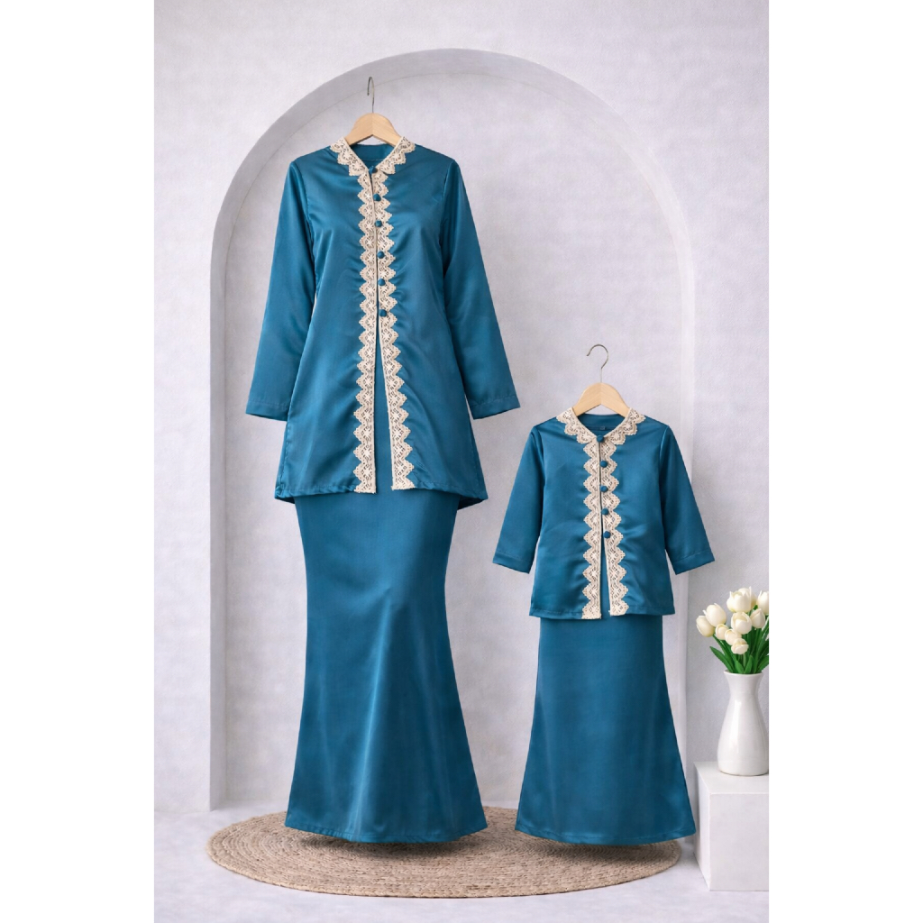 Set Baju Melayu Family Couple Ibu Anak Ayah Satin Premium Renda – Set Keluarga Lebaran / Kondangan