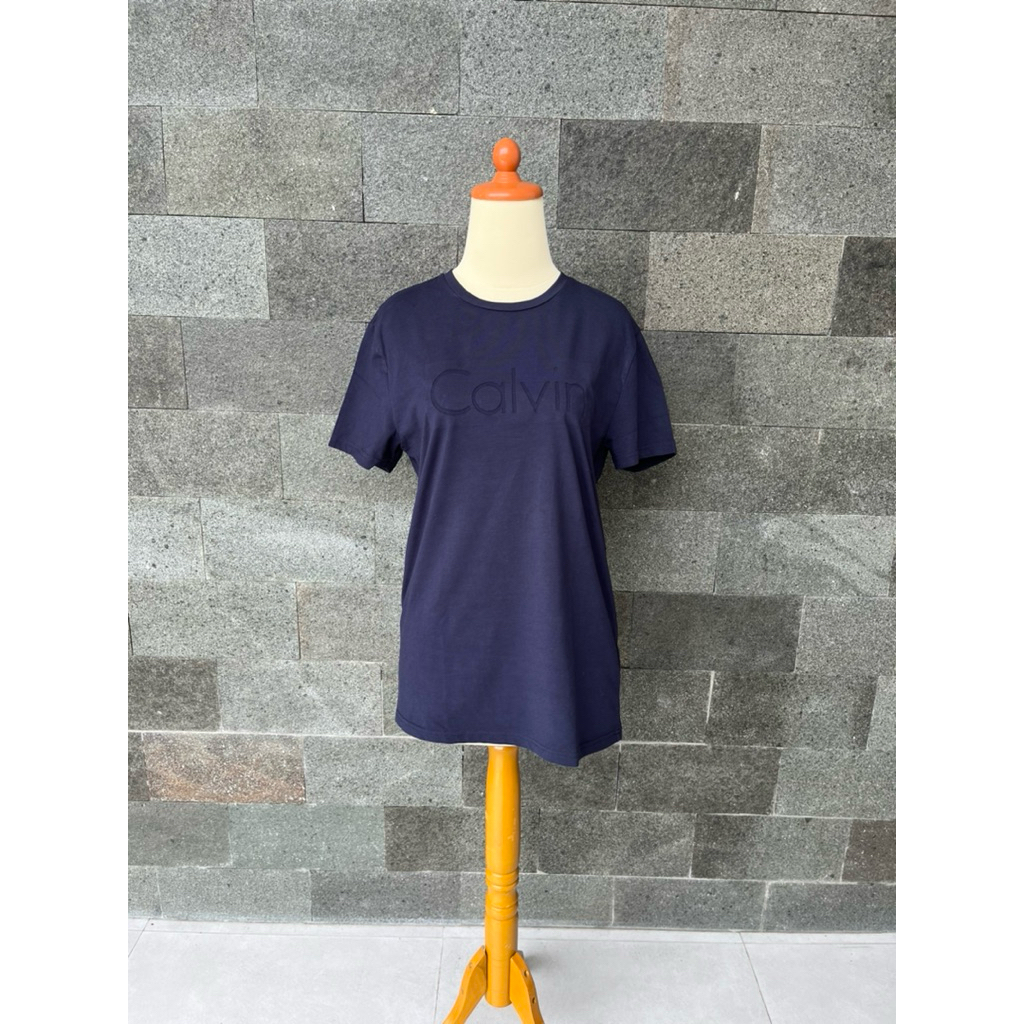 calvin klein tshirt