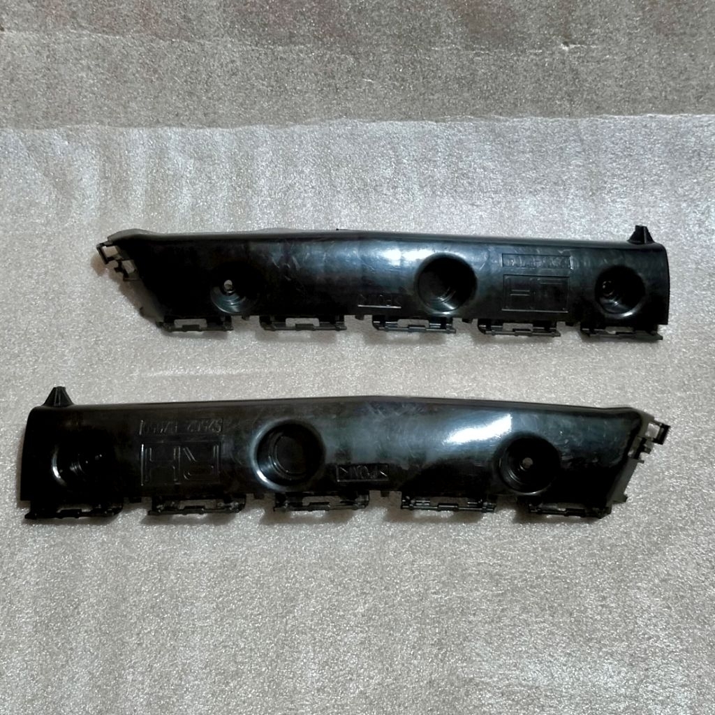 breket bemper belakang mobil Avanza Xenia thn 2022 up original