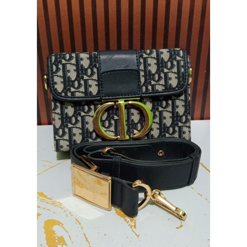 Sling Bag Christian Dior Preloved