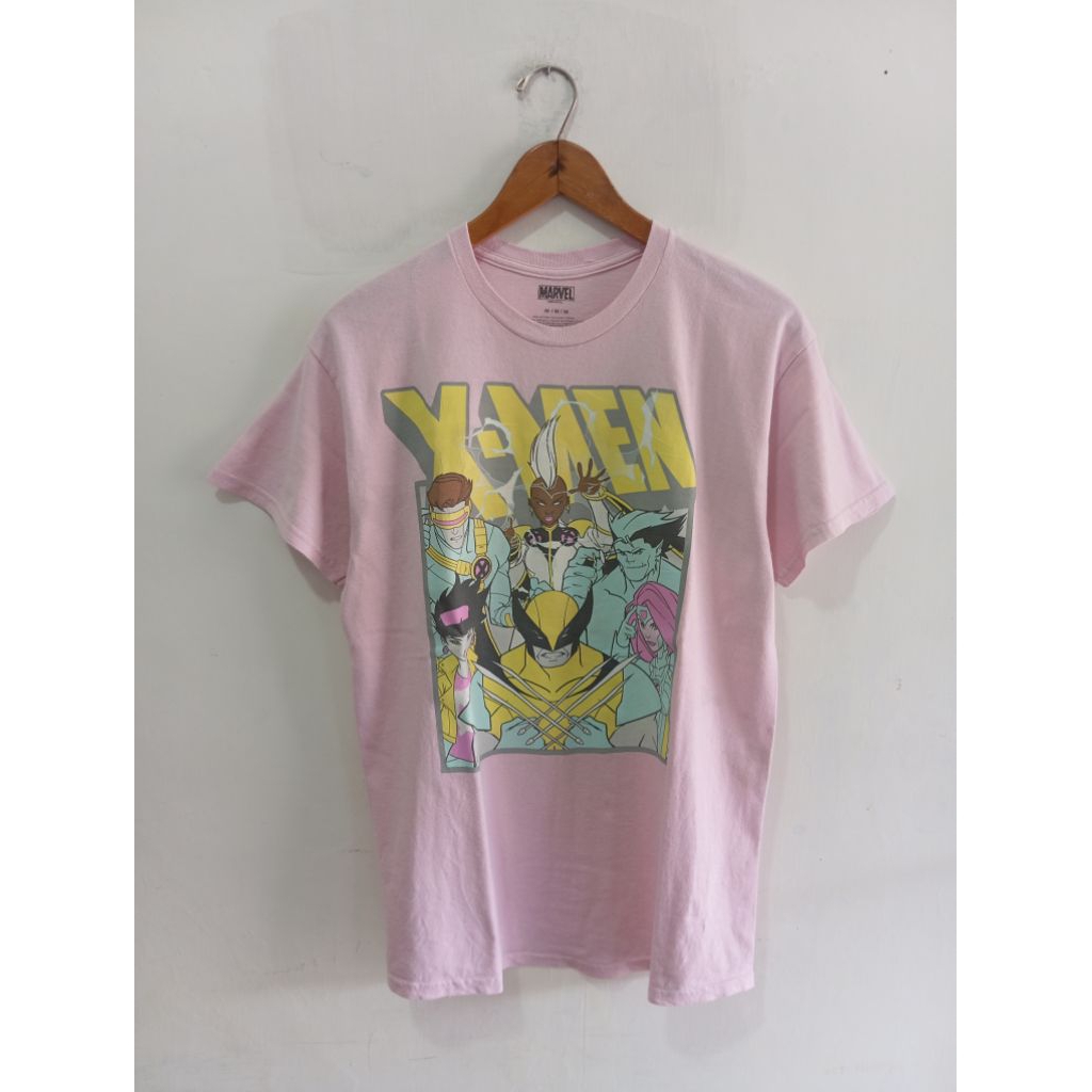 kaos tshirt graphic X-Men Marvel pink