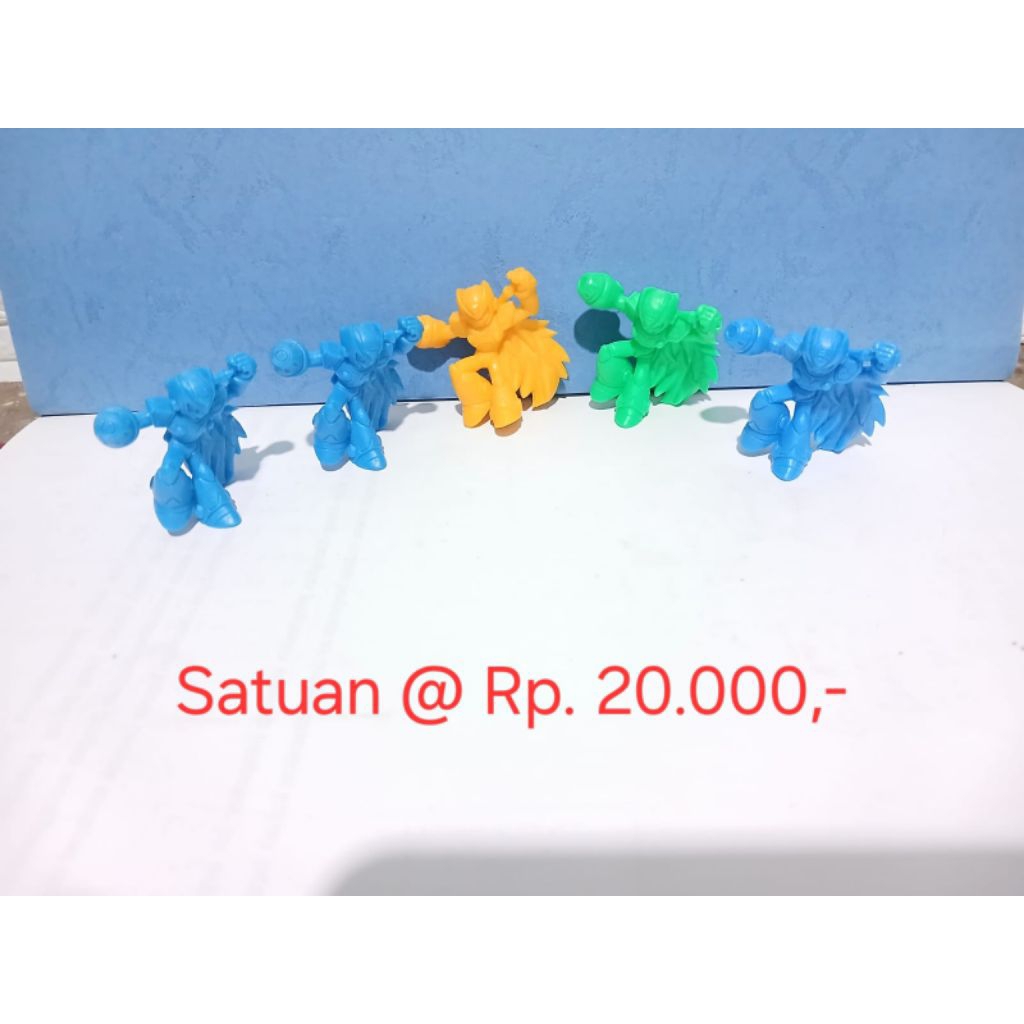 figure megaman rockman karet jadul satuan