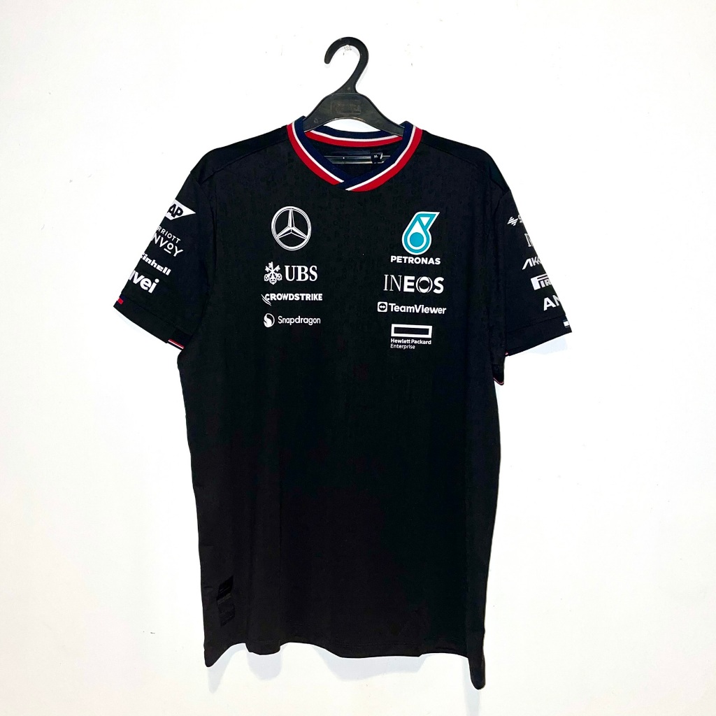 Kaos Mercedes AMG Petronas F1 Team 2024, T-shirt Formula 1 Original Stichd PUMA – BRAND NEW – Lewis 