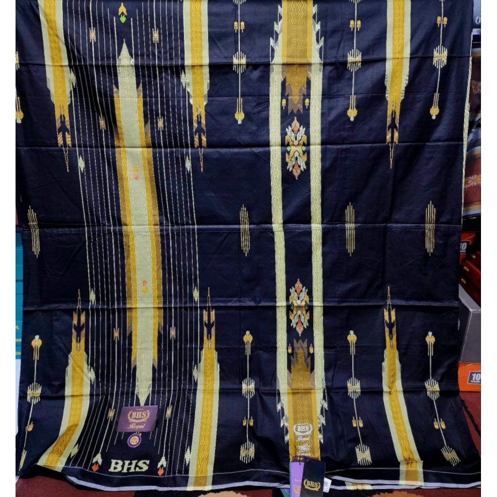 SARUNG BHS STC SCA ROYAL GOLD HITAM LIMITED EDITION