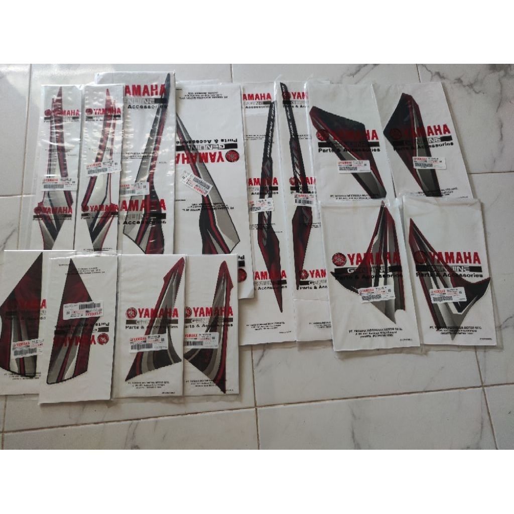 Stiker Graphic Striping Set Yamaha Vixion Old 3C1 2011 2012 2013 Merah Red Fullset Original Yamaha