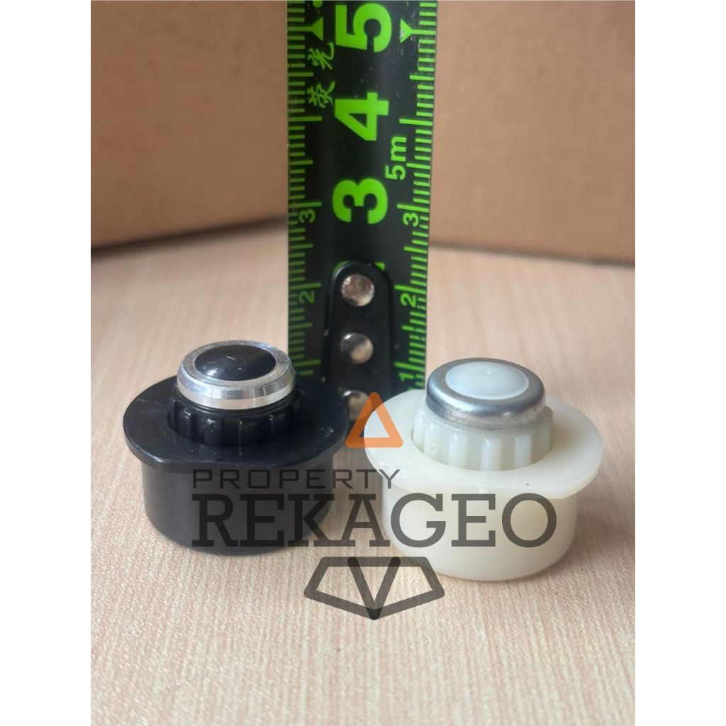 Pengunci / Kuncian Rambu Ukur / Kancing / Knop Bak Ukur model Kotak Bulat