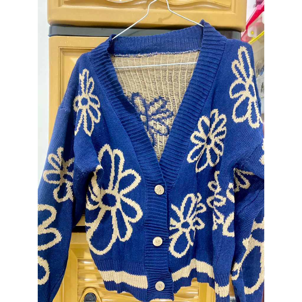 cardigan motif bunga