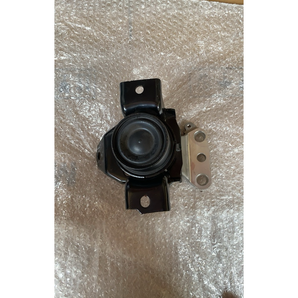 ENGINE MOUNTING KANAN ERTIGA XL7 SWIFT 2018 UP ORIGINAL