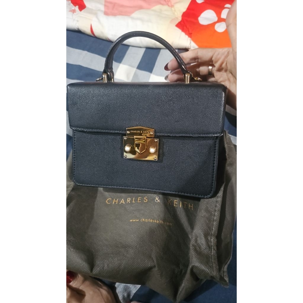 tas charles n keith original 100% prelved