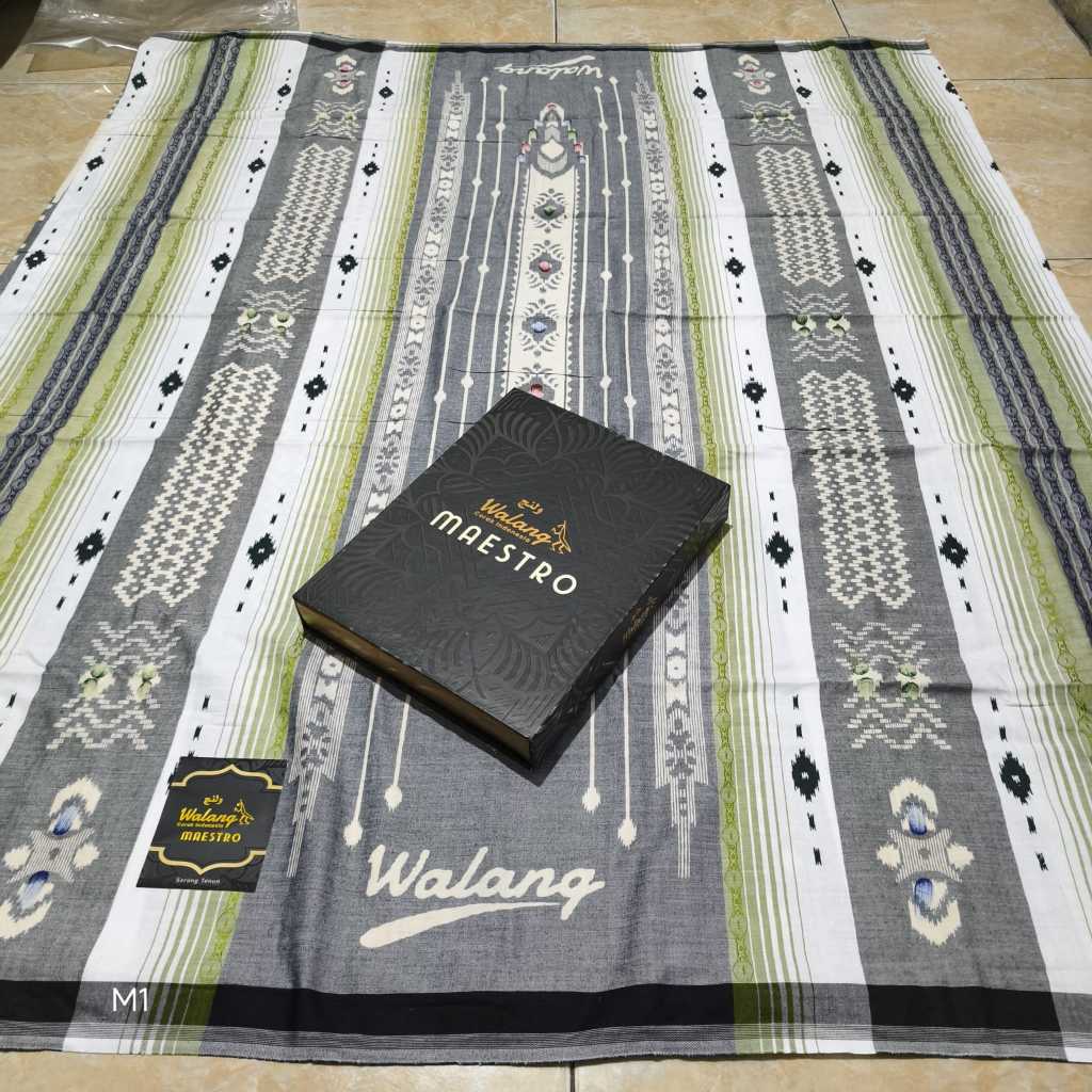 Sarung walang Maestro Abu Abu,  putih polos songket tumpal kembang