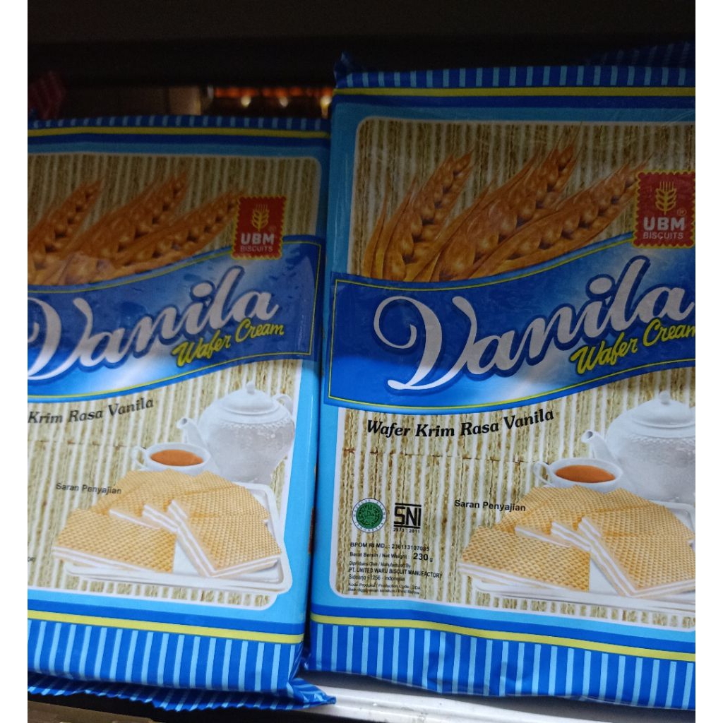 UBM wafer cream vanilla 230g