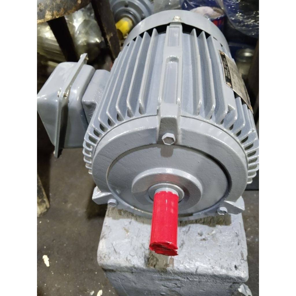 Dinamo 3 Phase 2 HP 1,5 KW Rpm 1400 Hitachi