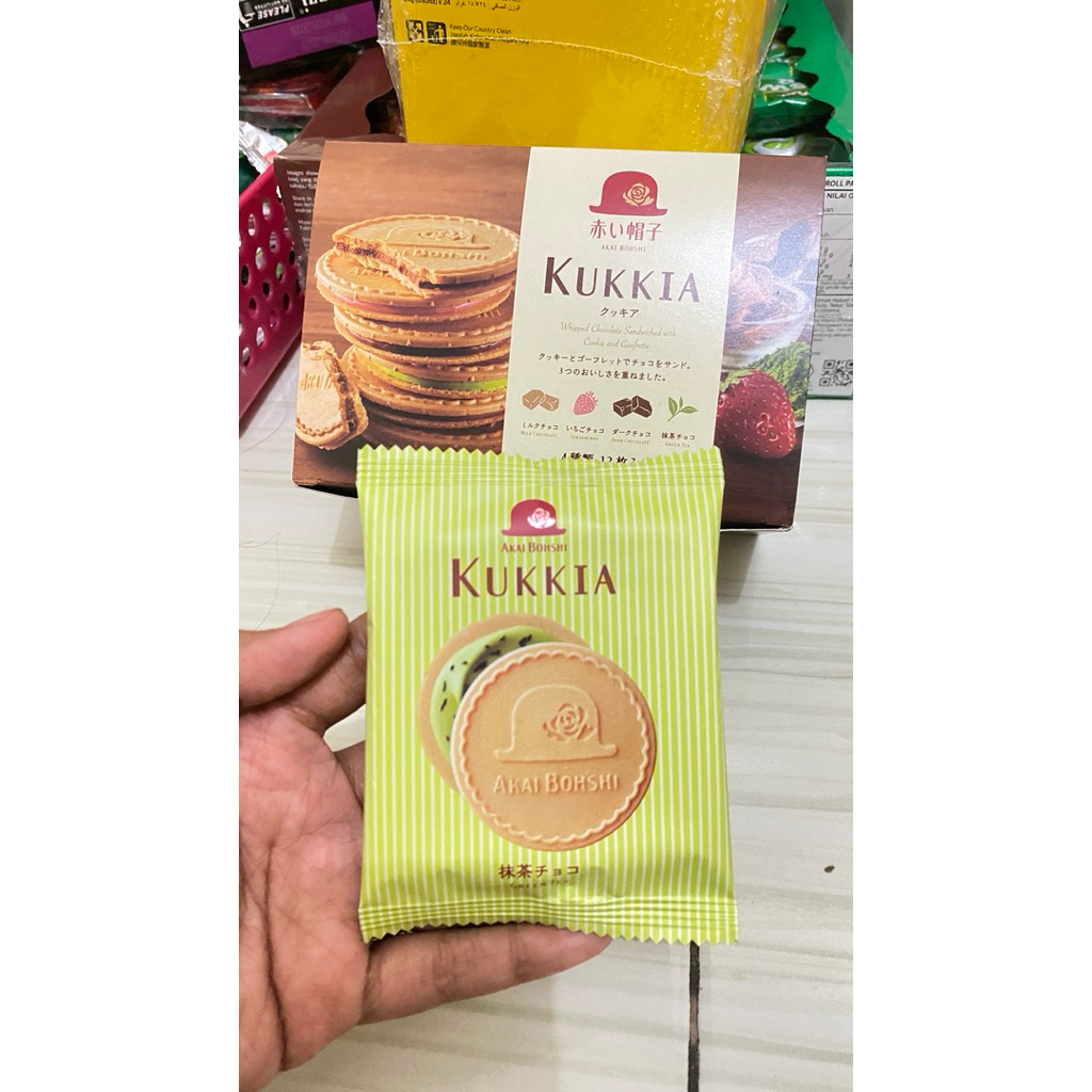 Kukkia snack import jepang matcha dark choco milk choco strawberry
