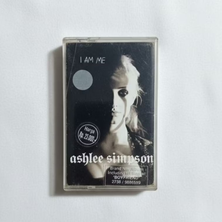Kaset Ashlee Simpson - I Am Me (Mulus)