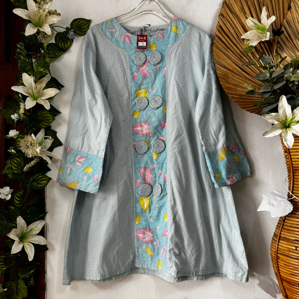Blouse Batik Biru Muda