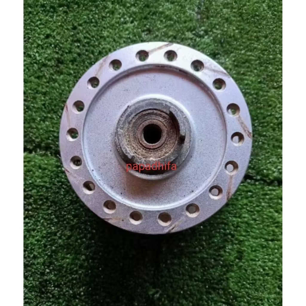 tromol depan Honda absolute Revo