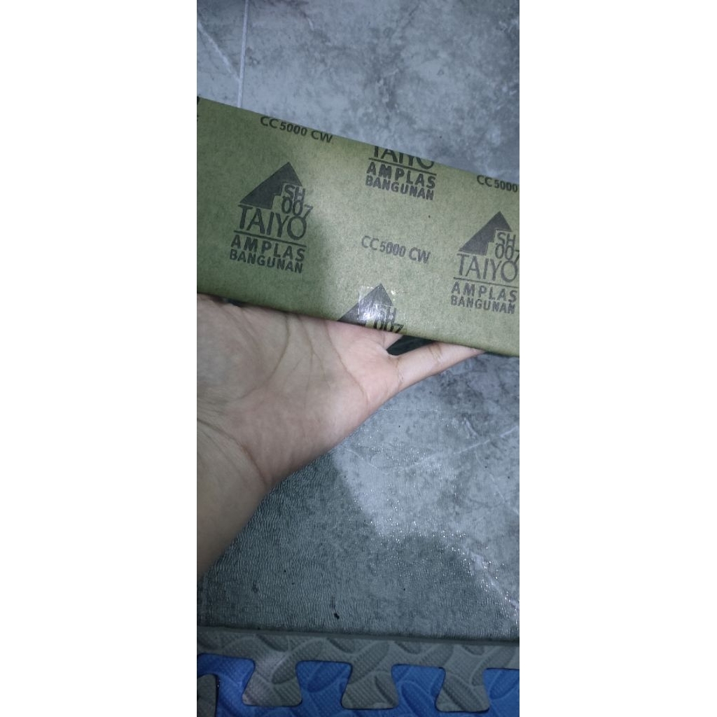 amplas 5000cc ada 2 lembar cuma 2rb