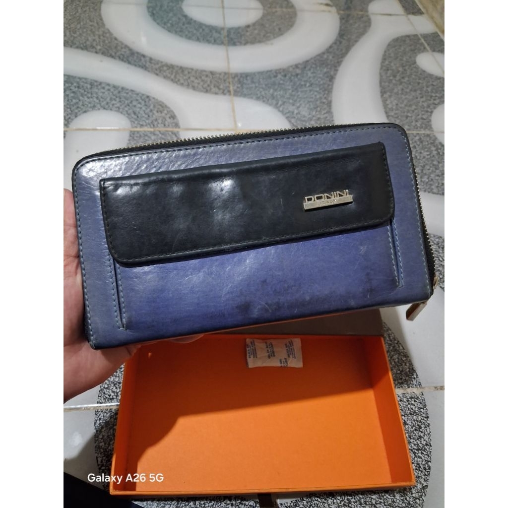 Dompet Donini