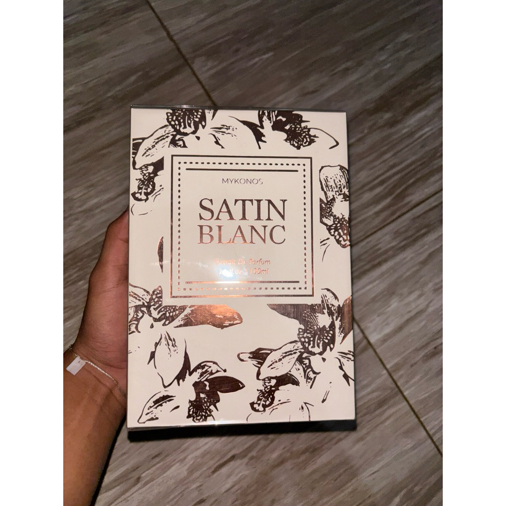 Satin blanc