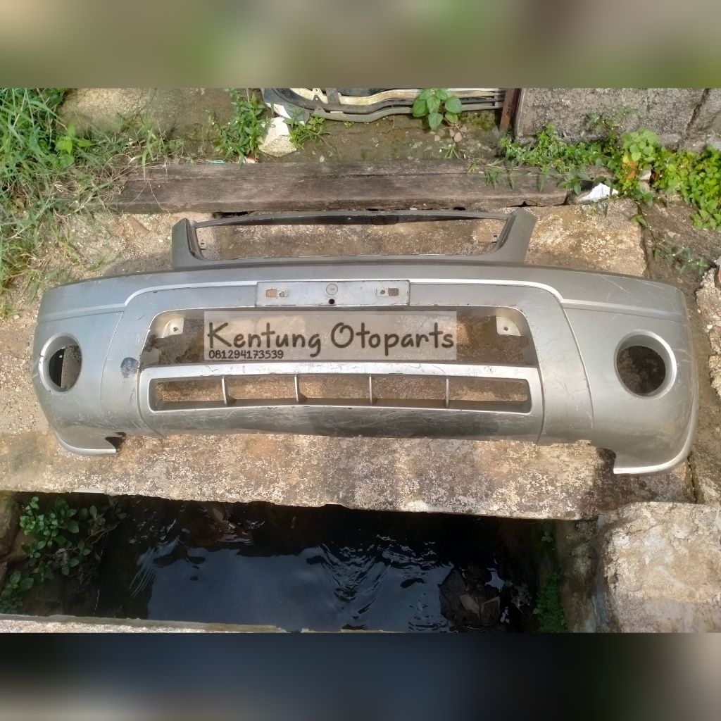 Bumper Bamper Bemper Depan Ford Escape Tahun 2008 ORIGINAL