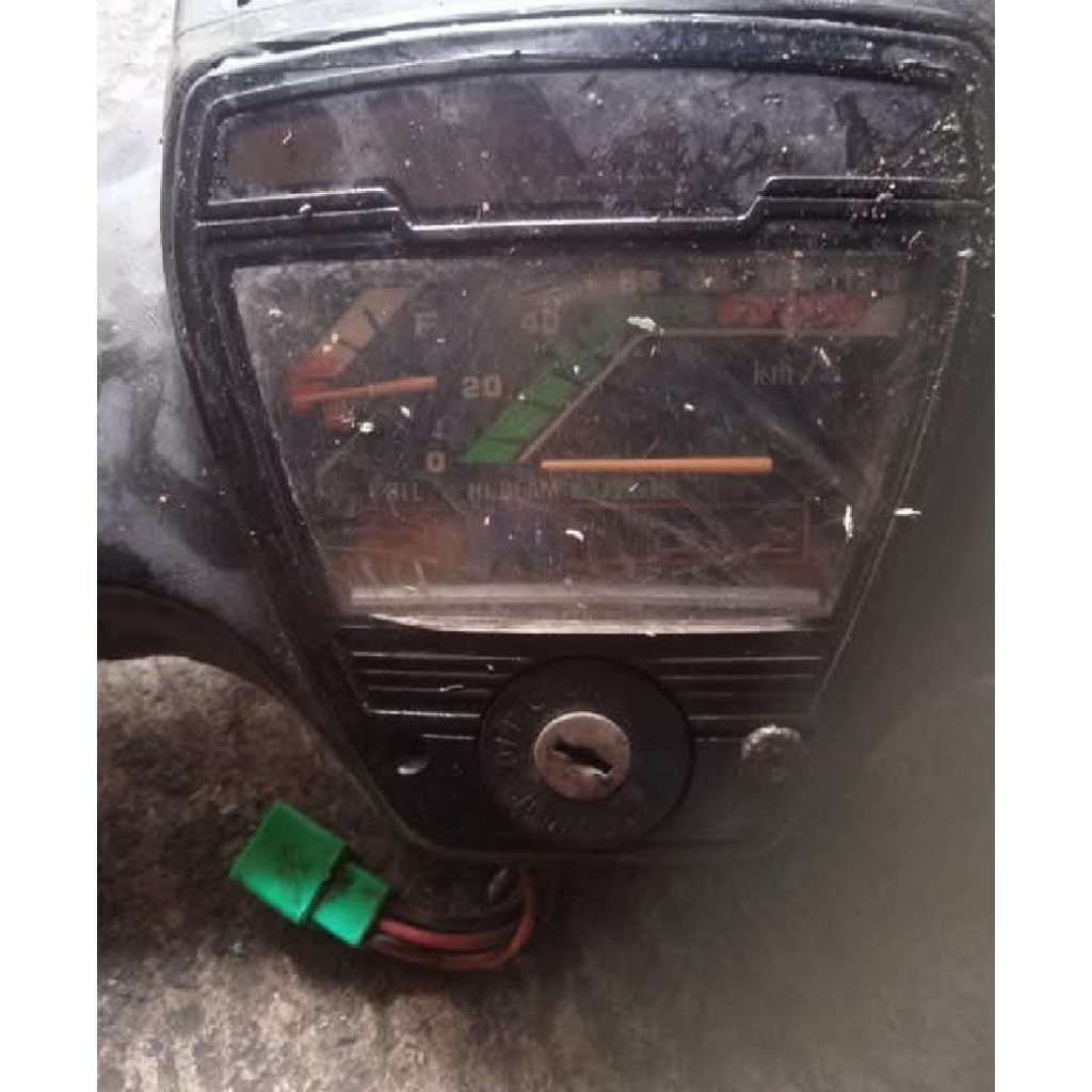 spedometer kilometer Suzuki rc 80 original