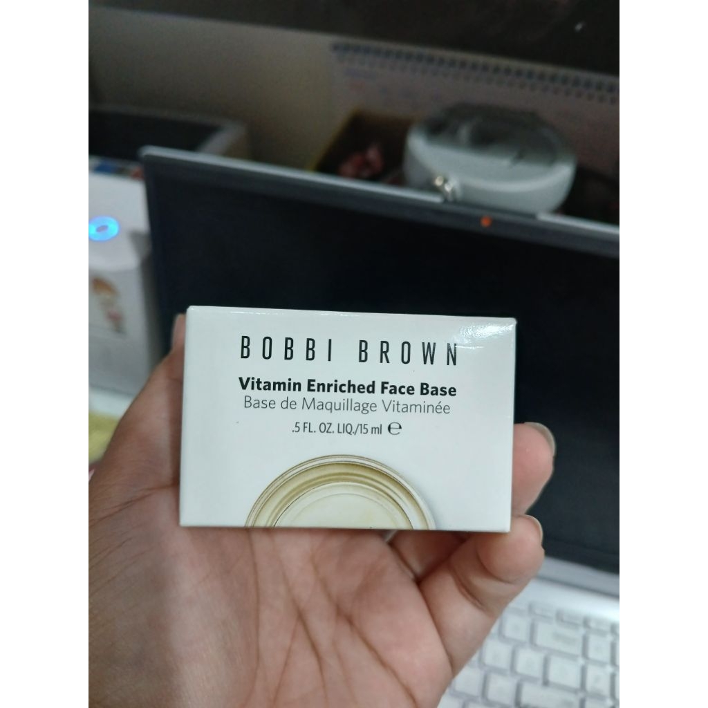 BOBBI BROWN VITAMIN ENRICHED FACE BASE