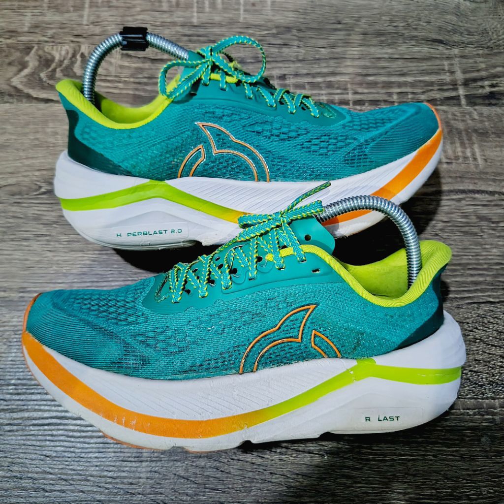 Sepatu Ortus Eight Hyperblast 2.1 Running Joging Lari Second / Bekas / Pre Loved