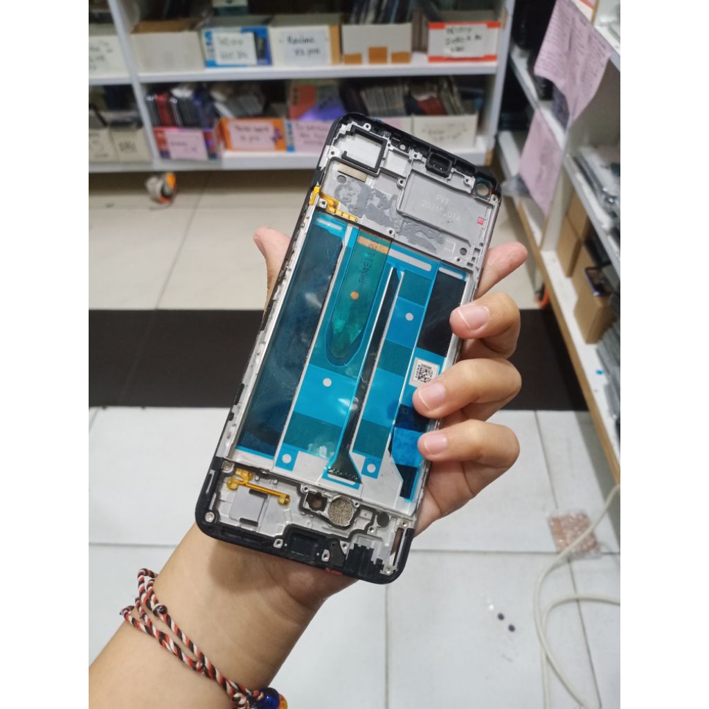 FRAME LCD/TULANG TATAKAN LCD ORI COPOTAN REALME 8/8PRO 4G(LENGKAP ADA FLX ONOFF + VOLUME + FLX PENGH