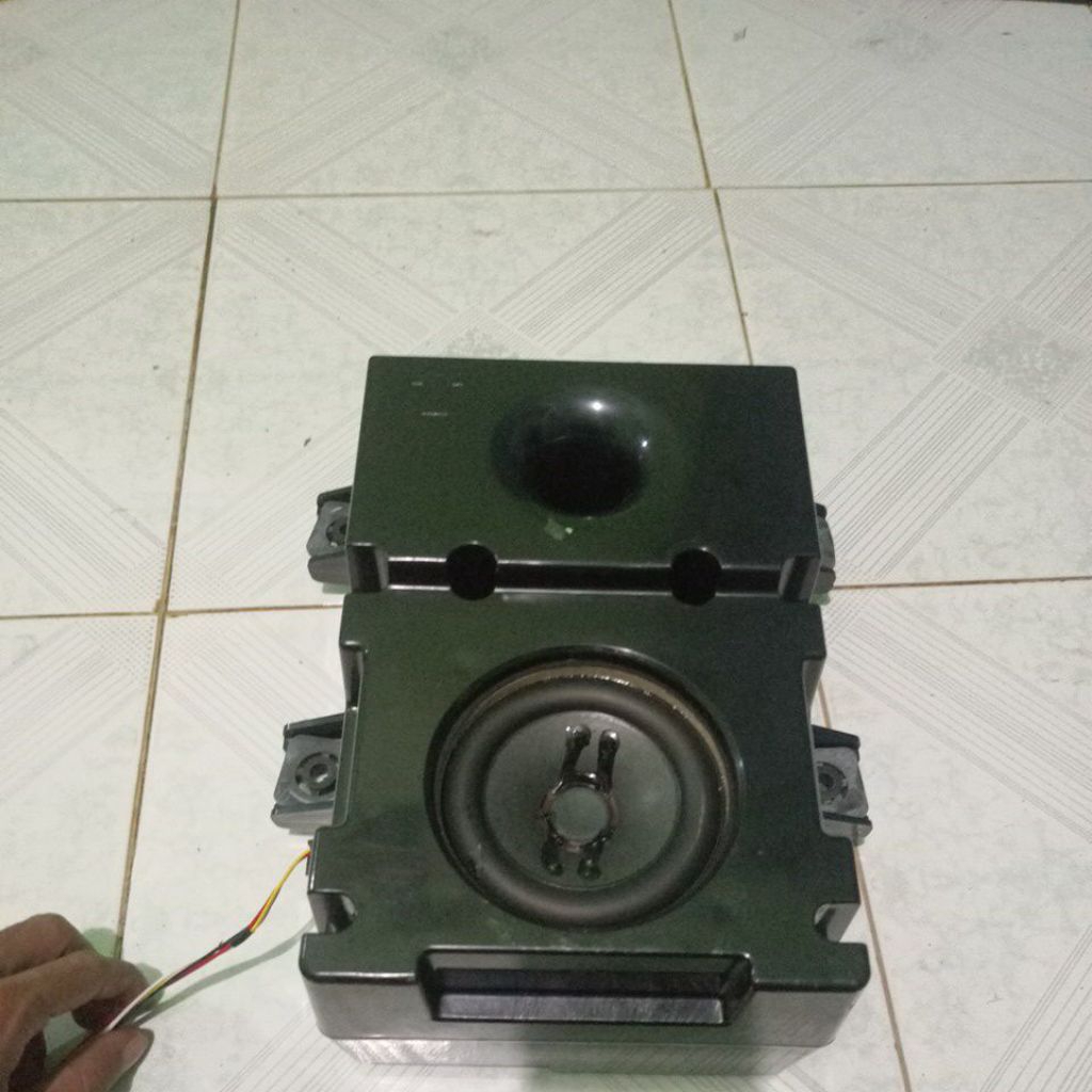 subwoofer tv polytron