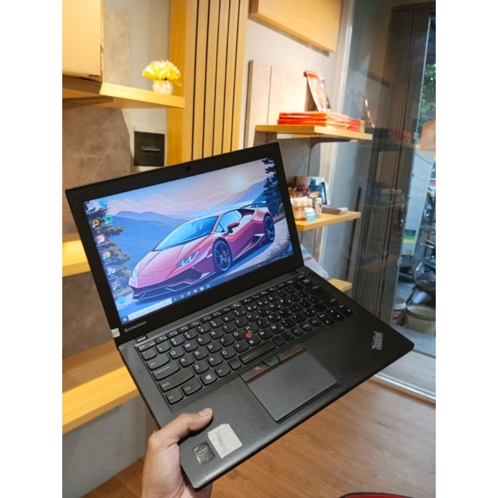 LAPTOP THINKPAD X270