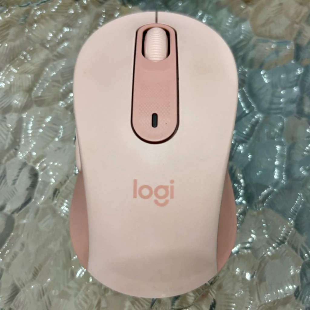 Logitech M650 Signature Wireless Mouse and Bluetooth 2000DPI Kondisi Bekas