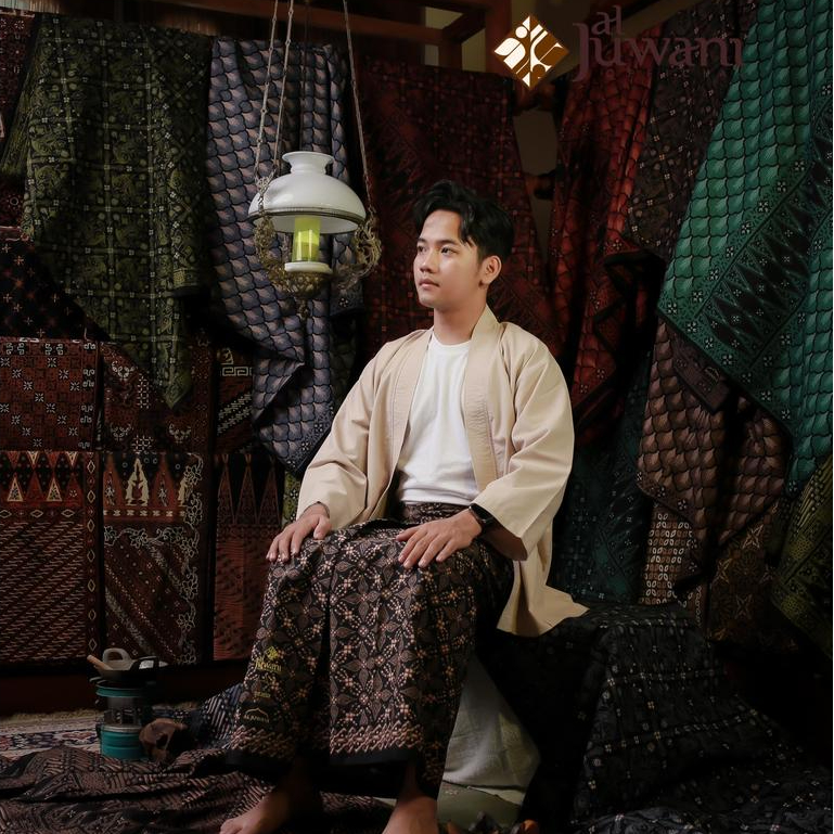 Sarung batik Aljuwani motif Kawung Truntum (Brown Pastel) | Sarung Batik Halus | Sarung Premium