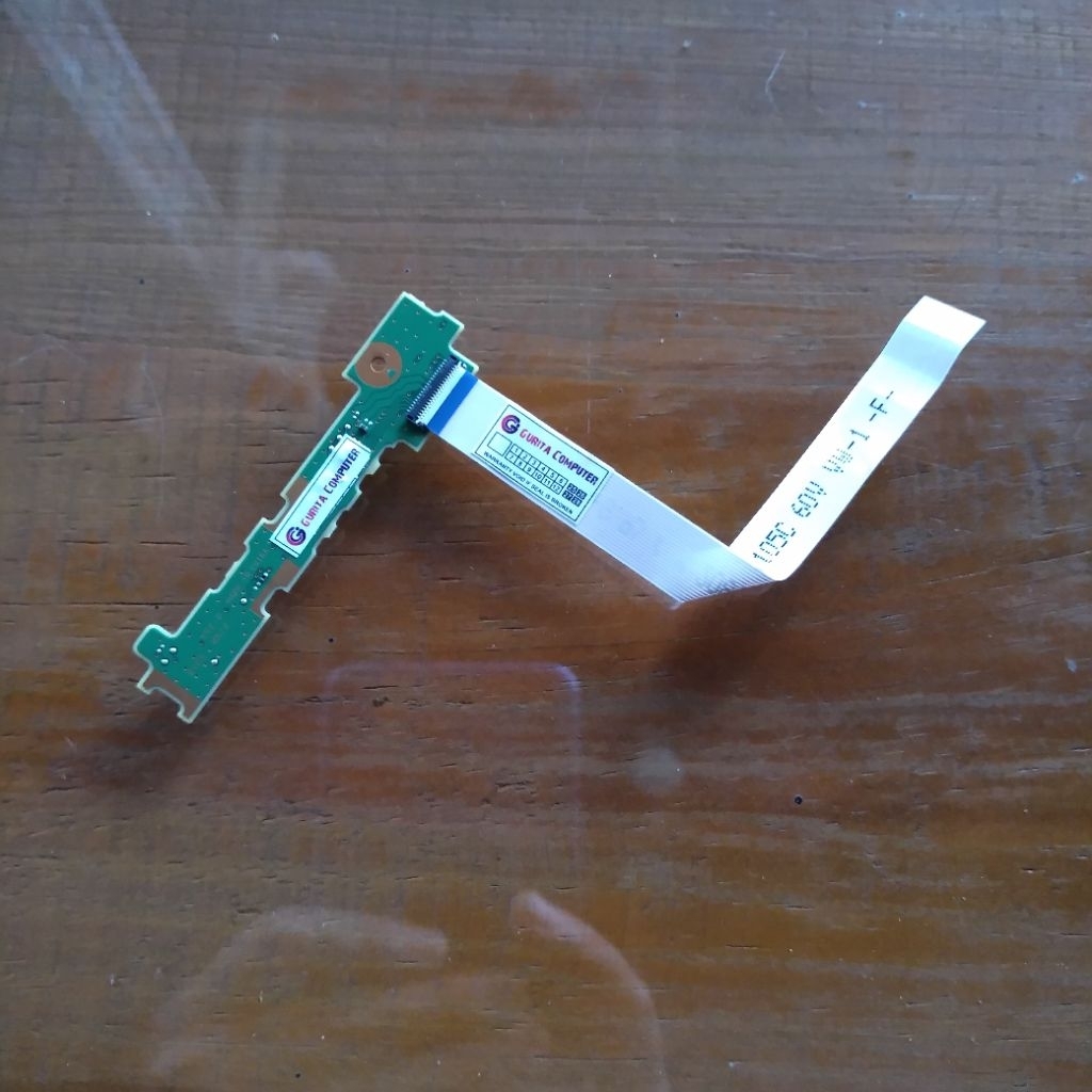 switch on off laptop Fujitsu E736