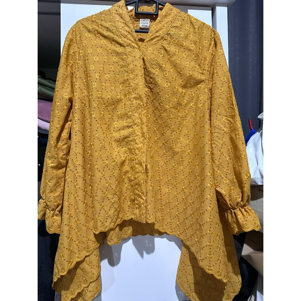 Batik kebaya nona rara