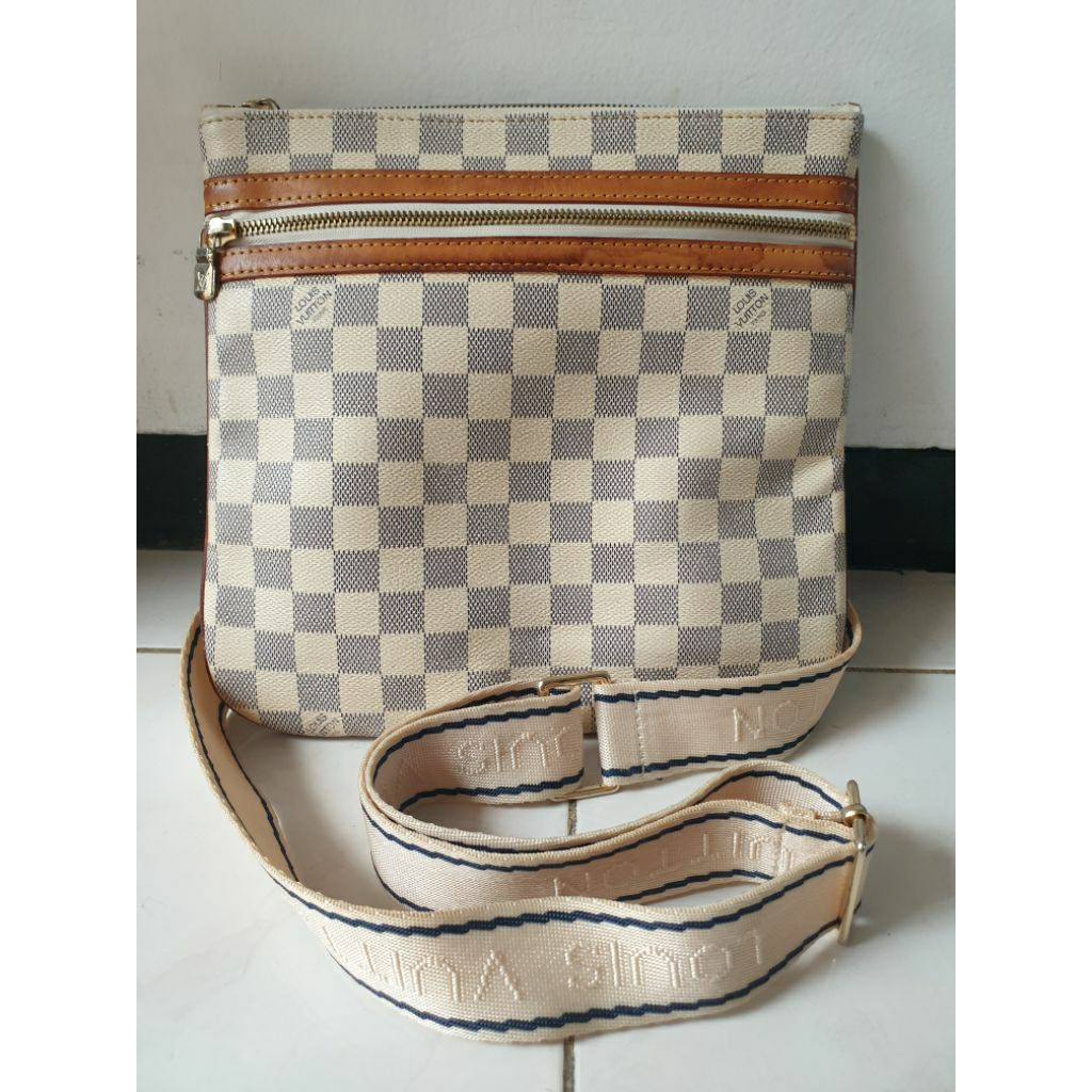 SLING BAG SECOND BRAND LOUIS VUITTON