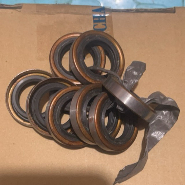 Oil Seal 21X35X7 , SEAL Besi 21 35 7 , TC 21*35*7