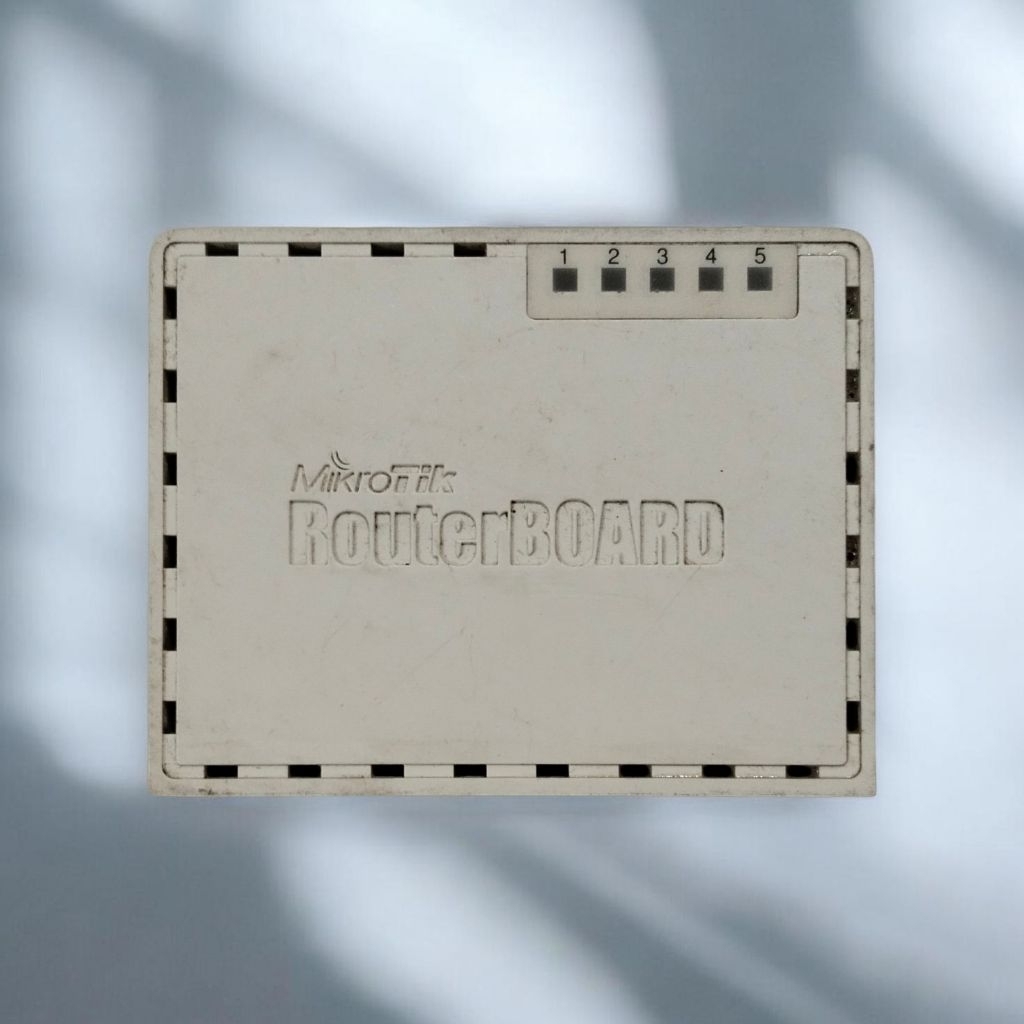 MIKROTIK ROUTER BOARD 250GS BEKAS NORMAL