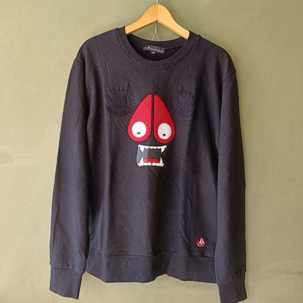 CREWNECK MOOSE KNUCKLES MADE IN CANADA BORDIR TOWEL