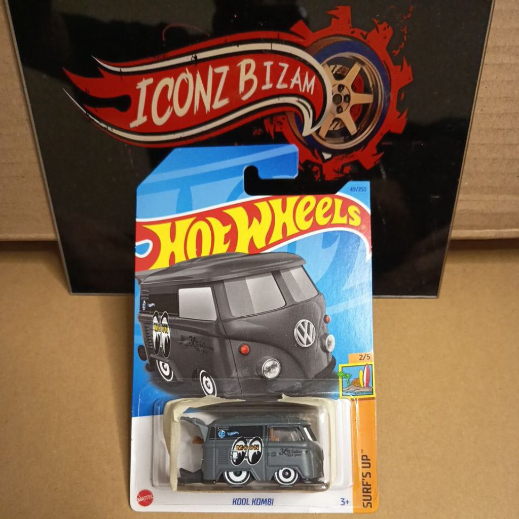 Hotwheels Kool Kombi Moon Eyes Grey