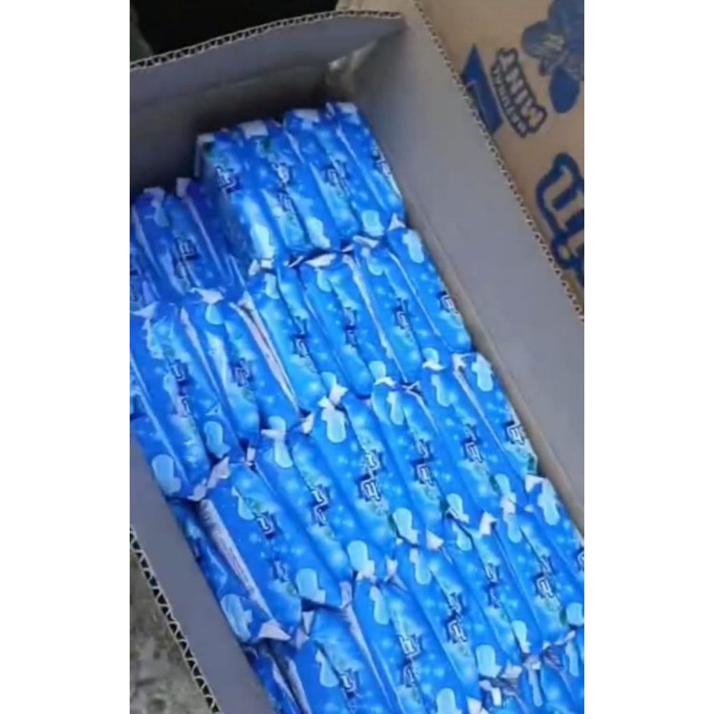 Charm cooling fresh 23cm renceng isi 6 (2rc) 12pad murah COD